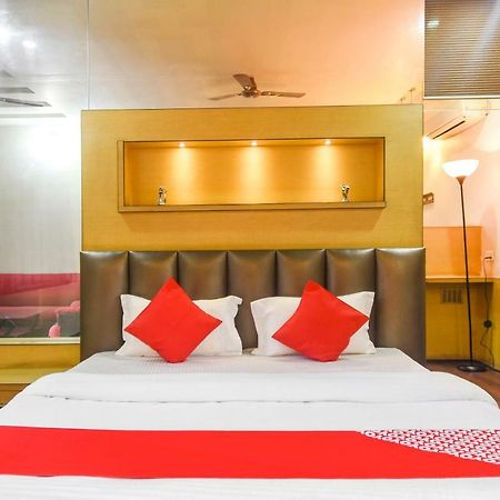 Oyo 47464 Hotel The Country Club Bilāspur Extérieur photo