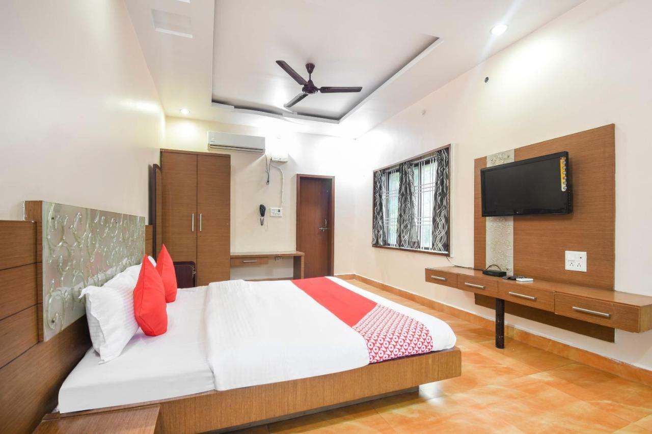 Oyo 47464 Hotel The Country Club Bilāspur Extérieur photo
