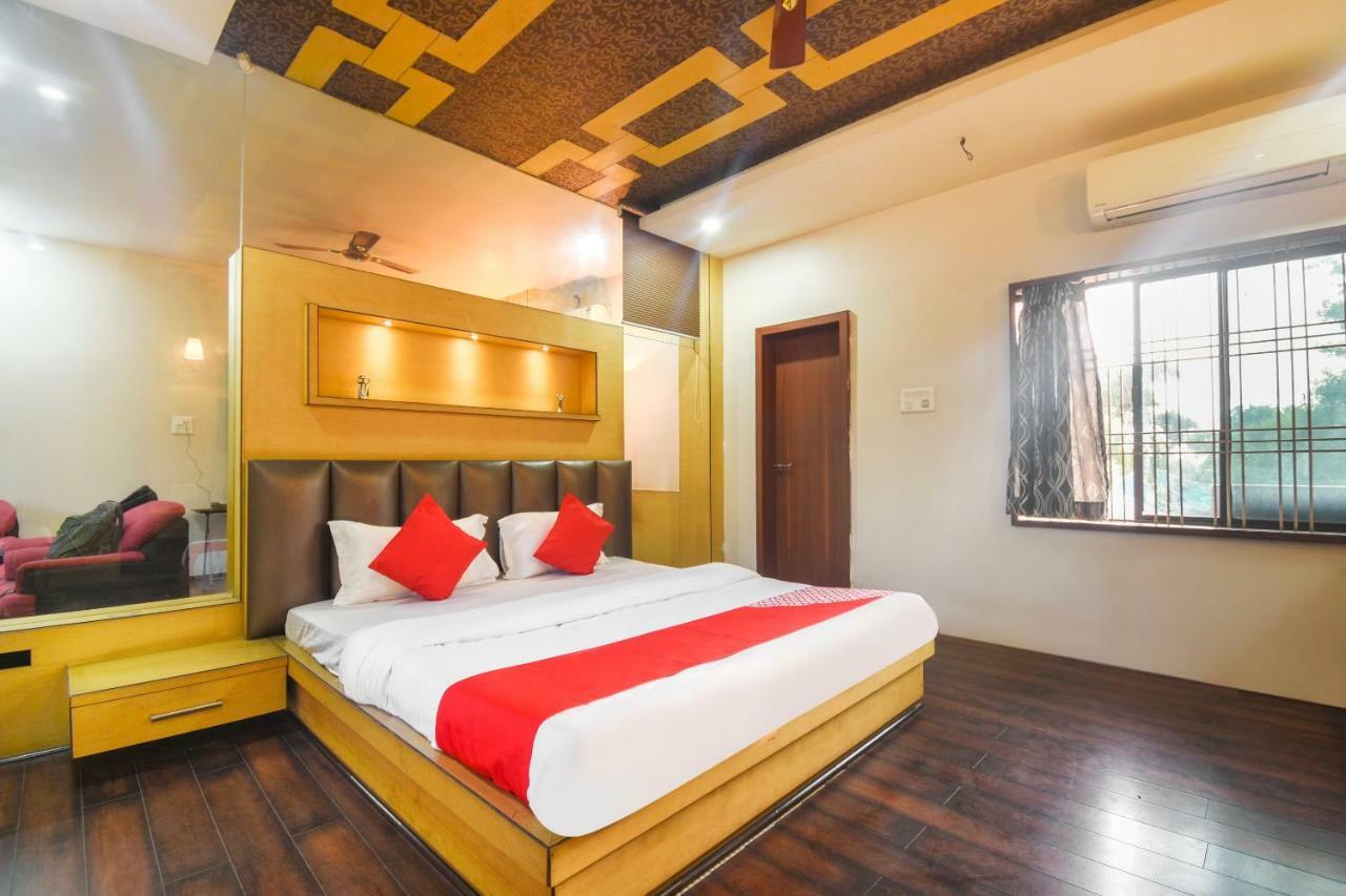 Oyo 47464 Hotel The Country Club Bilāspur Extérieur photo